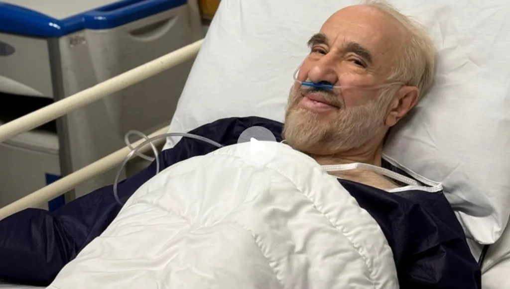 بعد إصابته بجلطة... نقل الرئيس الإيراني الأسبق محمد خاتمي إلى المستشفى