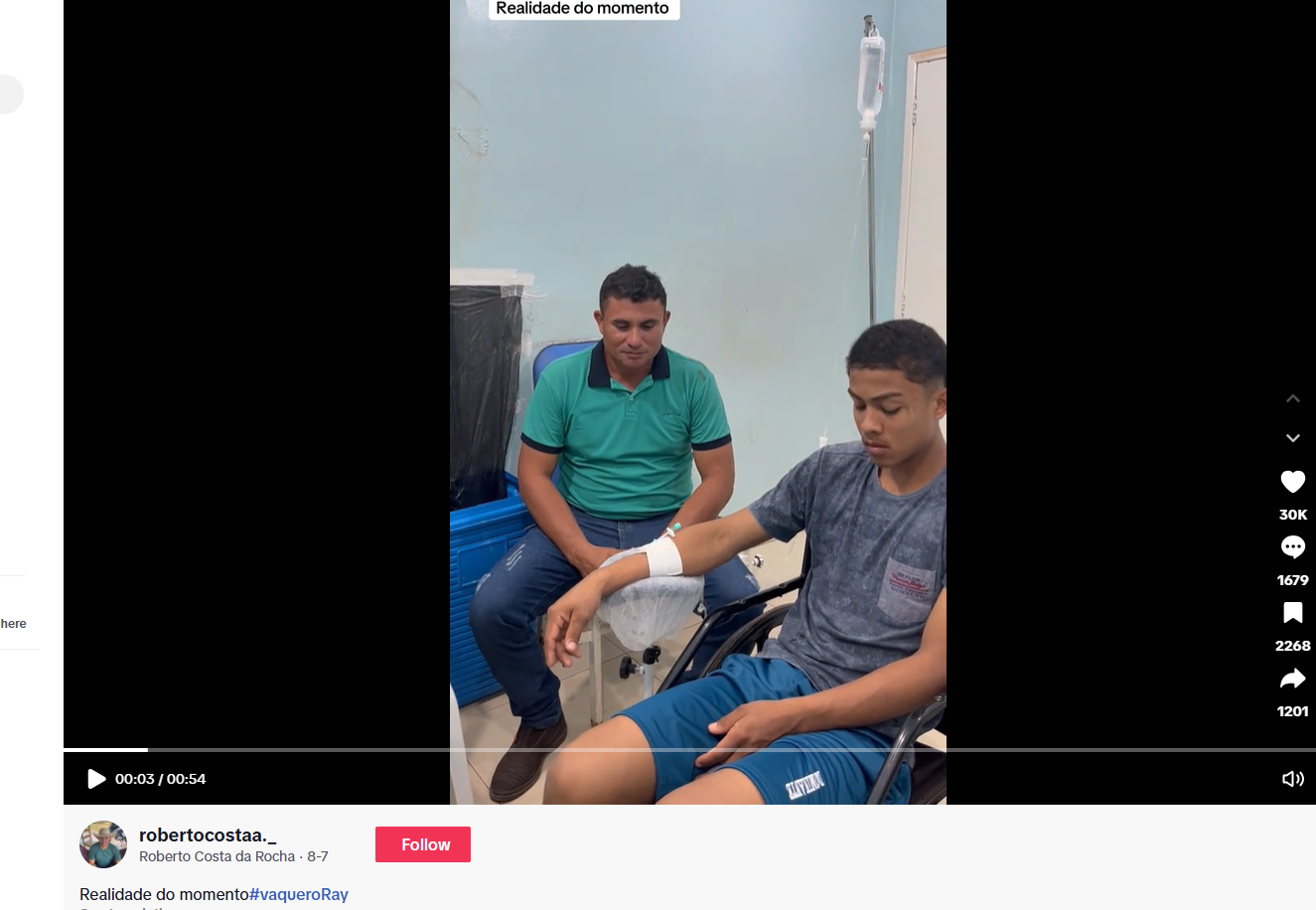 لقطة من الفيديو المنشور في حساب  robertocostaa._ في تيك توك في 7 آب 2025