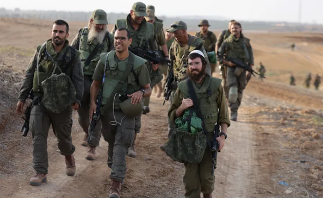 قوة إسرائيلية في مركز تدريب (وكالات)