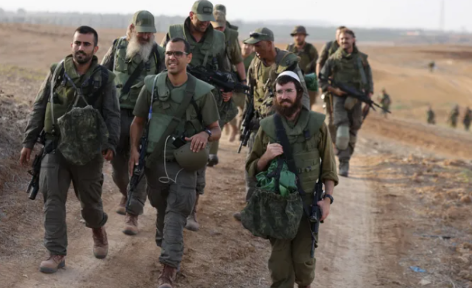 قوة إسرائيلية في مركز تدريب (وكالات)