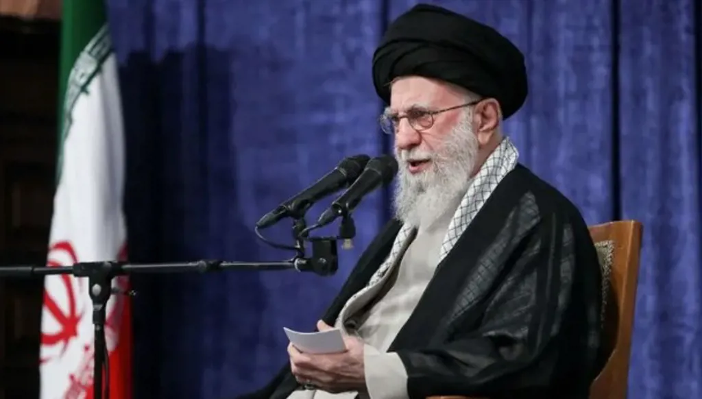 مستشار خامنئي: رسالة إسرائيل في قطر هي أن على دول المنطقة الاستعداد لهيمنتها