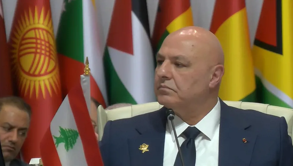 الرئيس عون من قمة الدوحة: جاهزون للسلام وفقا لمبادرة السلام العربية