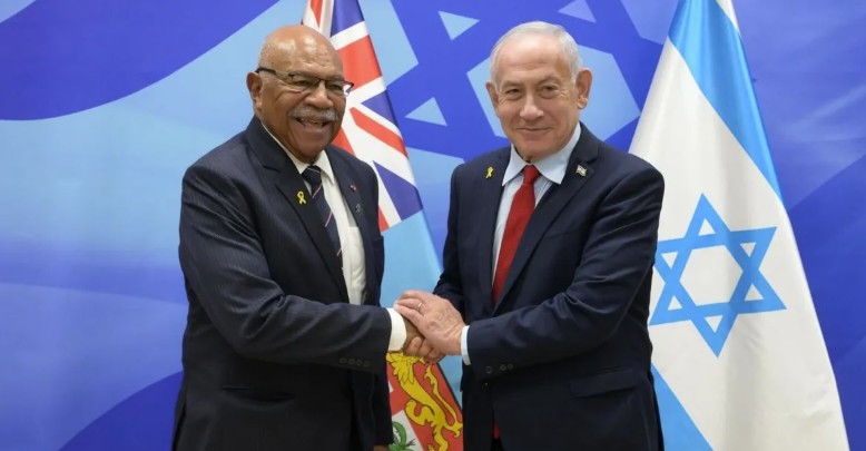 نتنياهو مع رئيس وزراء فيجي. (تواصل)