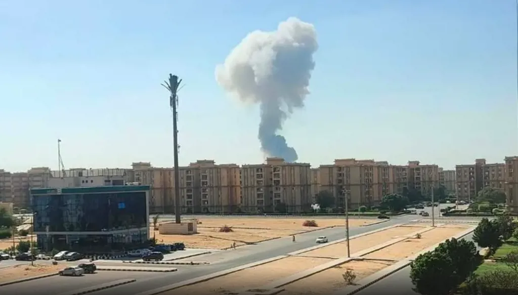 انفجارات تهز شرقي القاهرة... والمتحدث العسكري يوضح: ذخائر قديمة