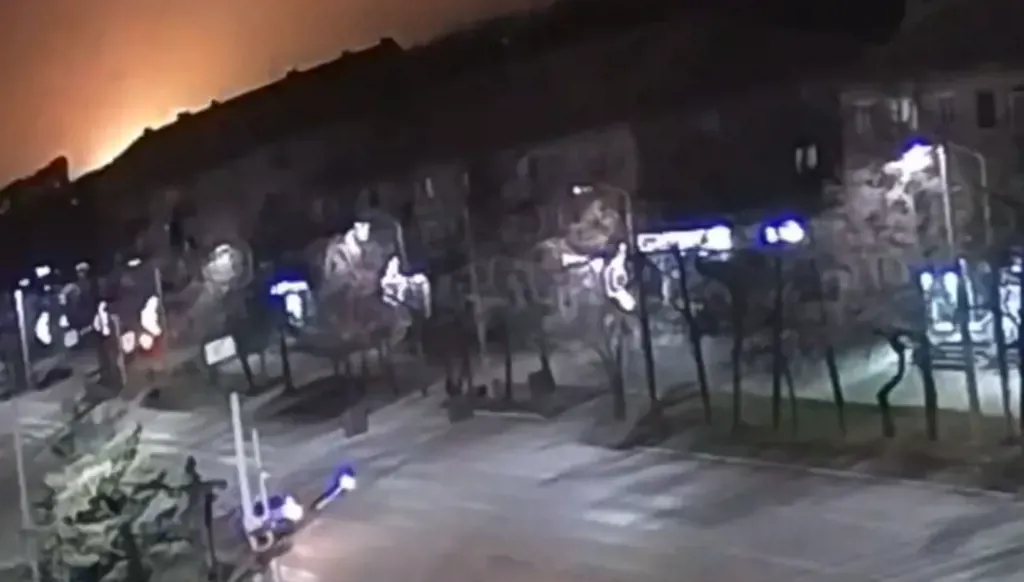 روسيا... عشرة قتلى و12 مفقوداً بانفجار داخل مصنع (صور وفيديو)