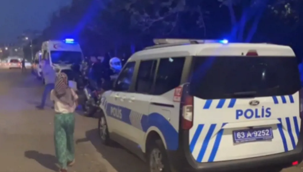 بالفيديو... العثور على جثة رضيع في فناء مسجد تركي