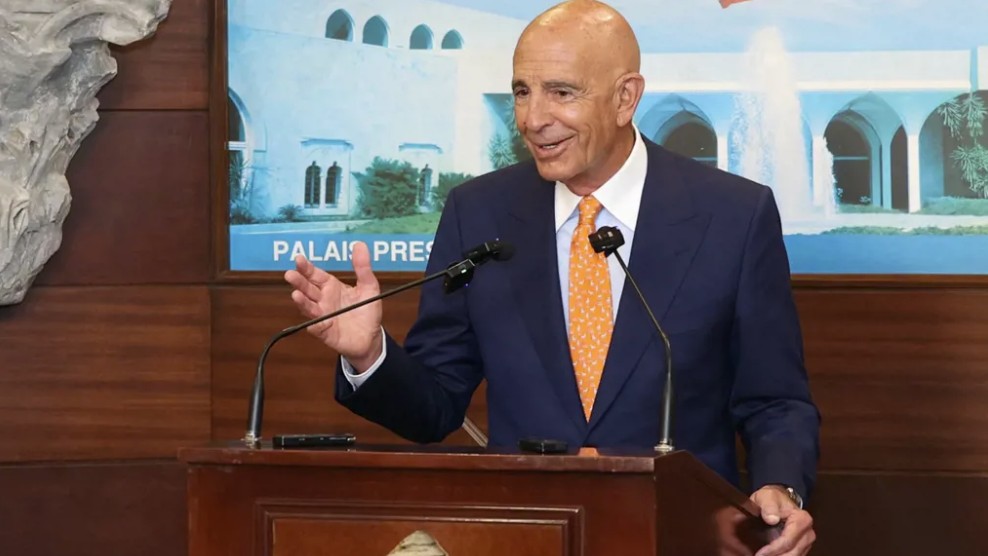 الموفد الأميركي توم براك (أ ف ب).