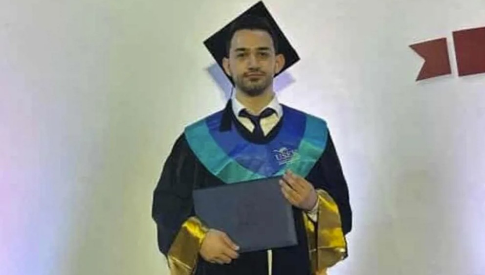 الشاب إيليو إرنستو أبو حنا (إكس).