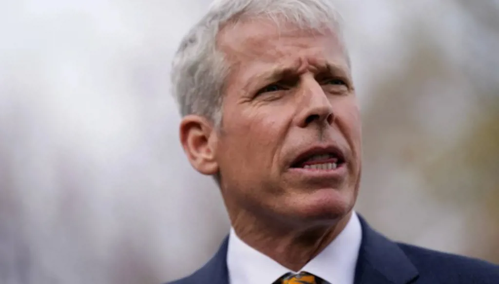 وزير الطاقة الأميركي يوضح تصريحات ترامب حول التفجيرات النووية: لا داعي للقلق