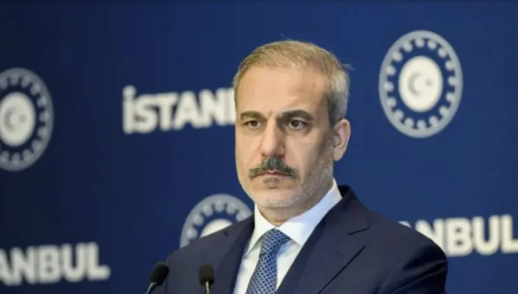 وزير خارجية تركيا: حماس مستعدة لتسليم إدارة غزة إلى لجنة من الفلسطينيين