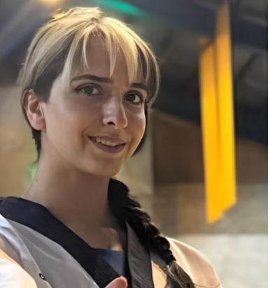 اللاعبة الايرانية المعتقلة (مواقع)