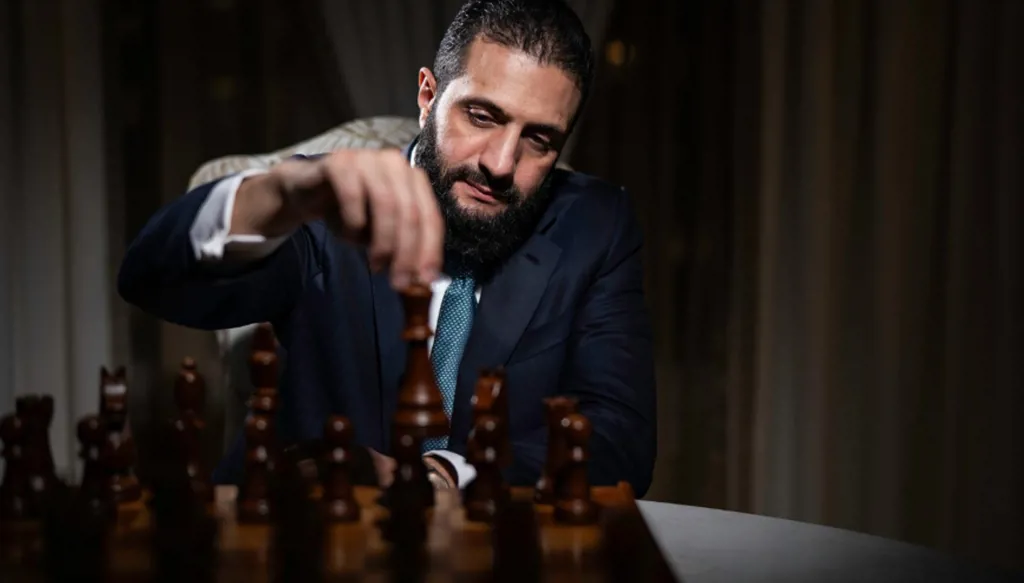 الشرع لـ"واشنطن بوست": طردنا إيران وحزب الله من سوريا... ونخوض مفاوضات مباشرة مع إسرائيل