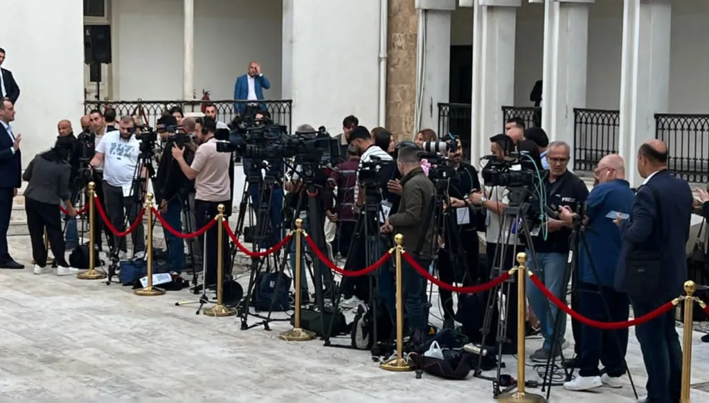 قانون الإعلام يسلك طريقه إلى الهيئة العامّة: عمليّة عصرنة حقيقيّة أم تحديث شكلي؟