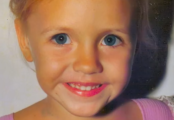 سيرينا في طفولتها 