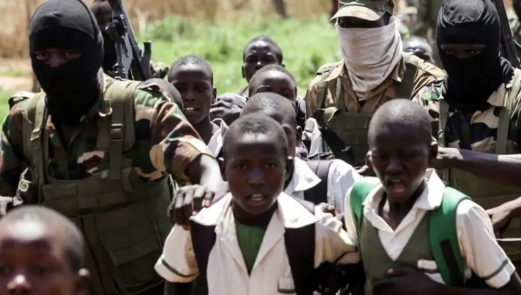 فرار 50 من الطلاب المختطفين في نيجيريا… الرابطة: العدد الإجمالي للمخطوفين ارتفع إلى 315