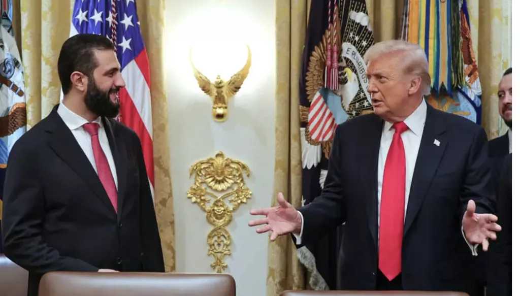 كيف قابلت روسياً زيارة الشرع إلى واشنطن؟