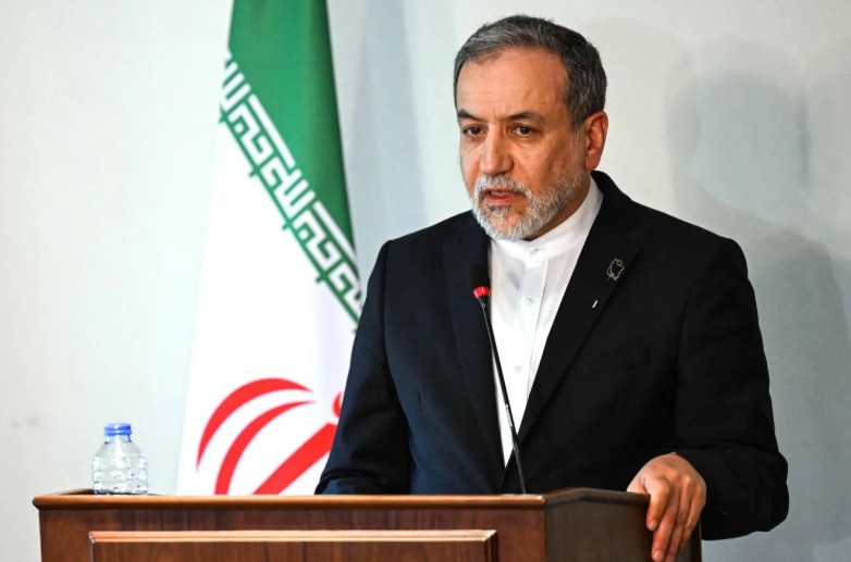 وزير الخارجية الإيراني عباس عراقجي (أ ف ب)