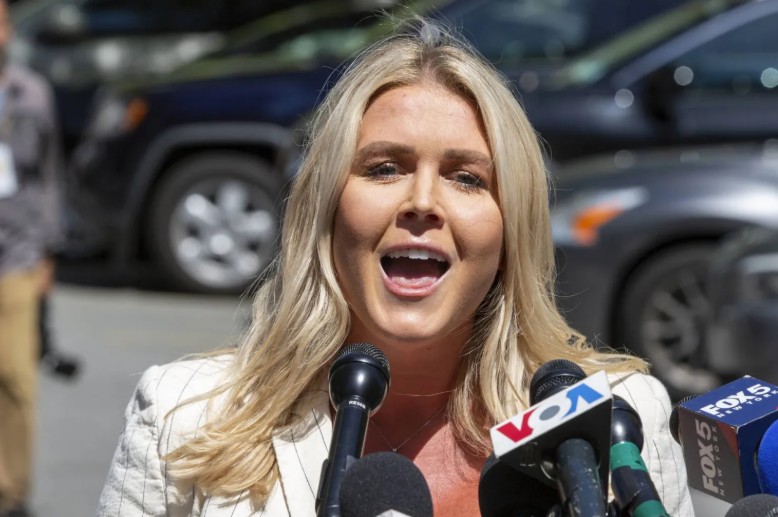 كارولين ليفيت (ا.ب)