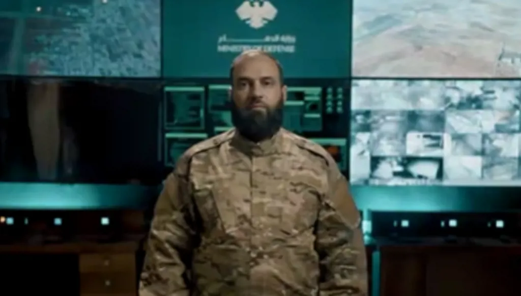 في الذكرى الأولى لانطلاق معركة "ردع العدوان"... الدفاع السورية: للالتفاف حول الجيش والدولة