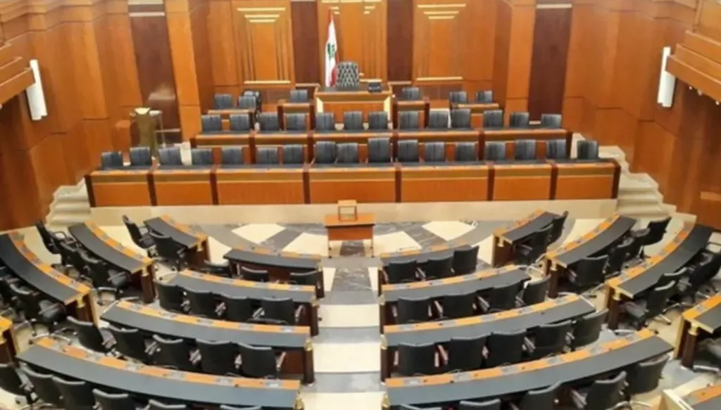 العريضة النيابية الثانية: إعادة خلط أوراق أم مناورة بلا أفق؟