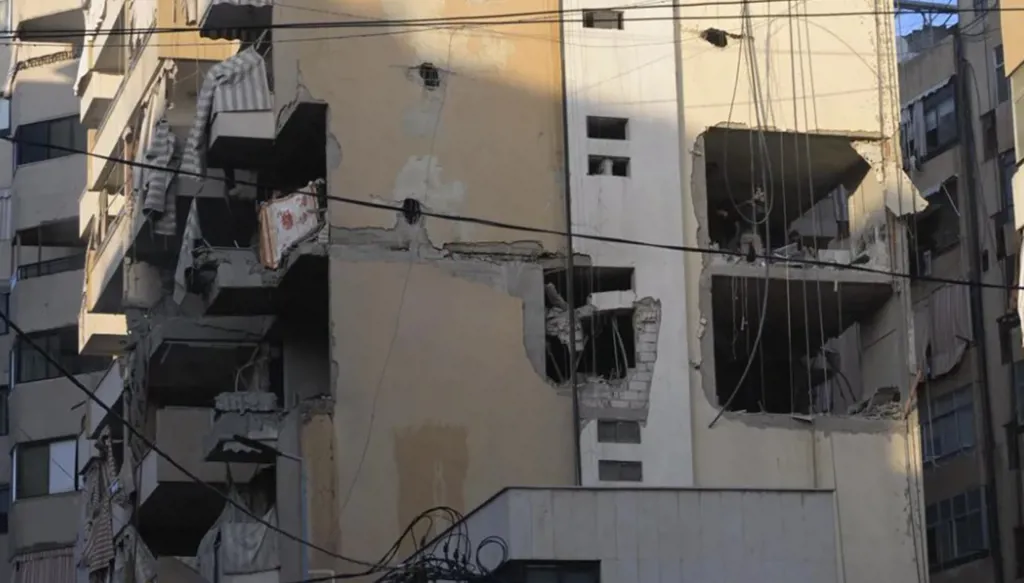 إعلام عبري: واشنطن تضغط على لبنان لإعادة قنبلة لم تنفجر باغتيال الطبطبائي