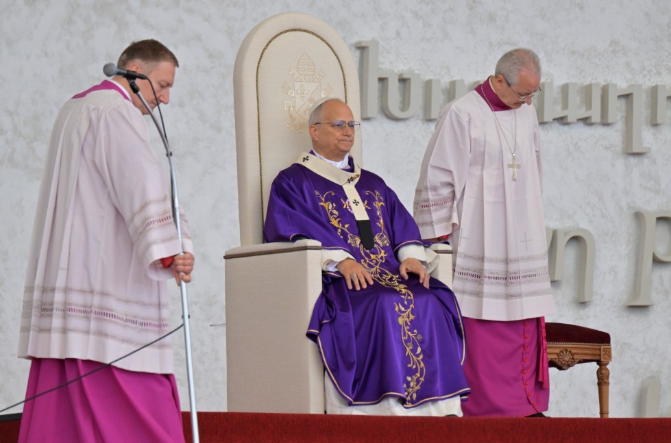 البابا في قداس بيروت. (نبيل إسماعيل)