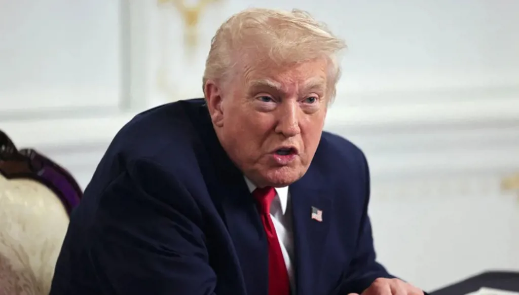 "نيويورك تايمز": إدارة ترامب تعلّق جميع طلبات الهجرة من مواطني 19 دولة