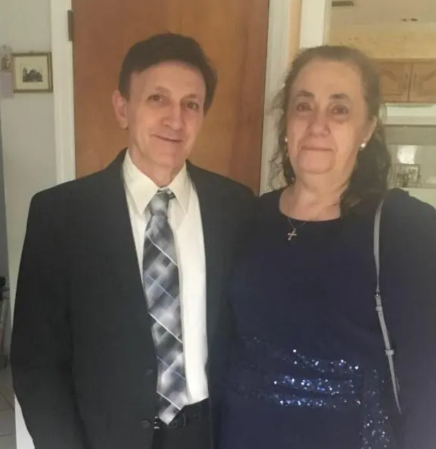 والدا القاتل فيتو (مواقع)