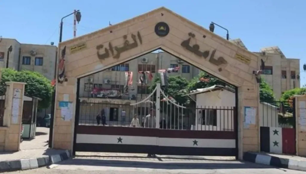 احتجاز طالب بسبب بنطال ضيق ومنع التدخين بالقوة… ماذا نعرف عن "جهاز الحسبة" في سوريا؟