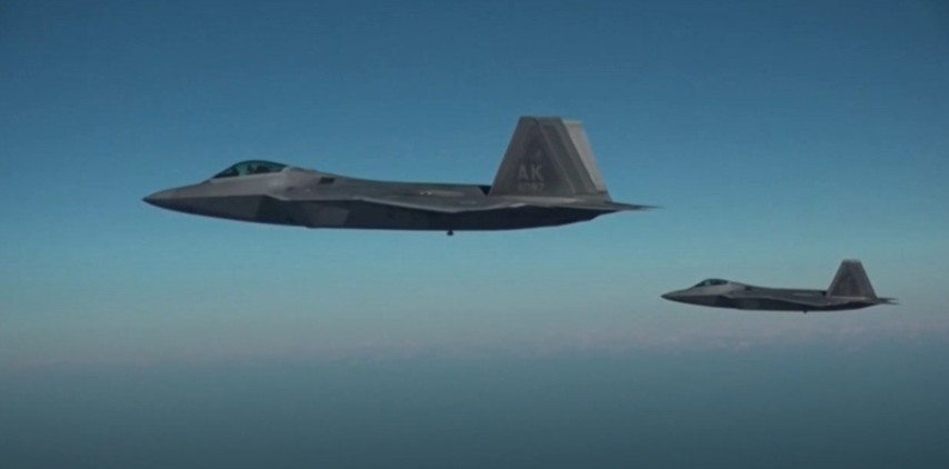 مناورات أميركية يابانية (إكس)