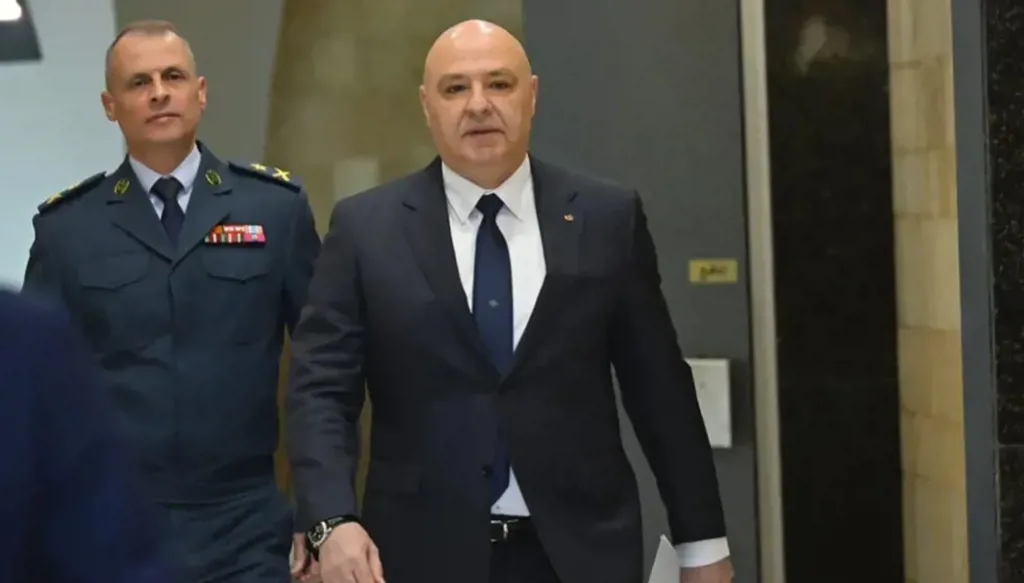 أجواء ميلادية في بعبدا... الرئيس عون والسيدة الأولى يشاركان الأطفال فرحتهم