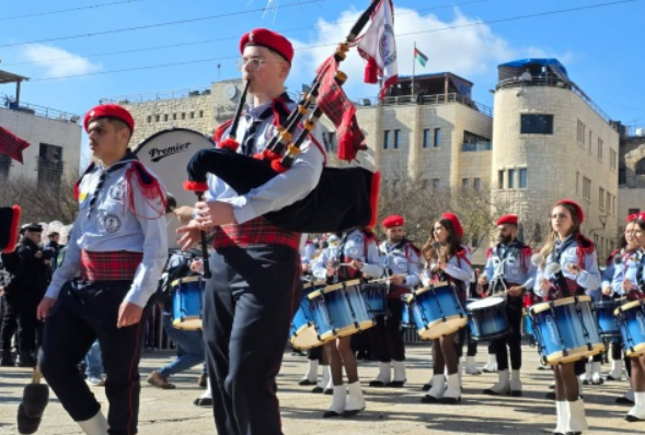 بيت لحم تحتفل بعيد الميلاد (مواقع).