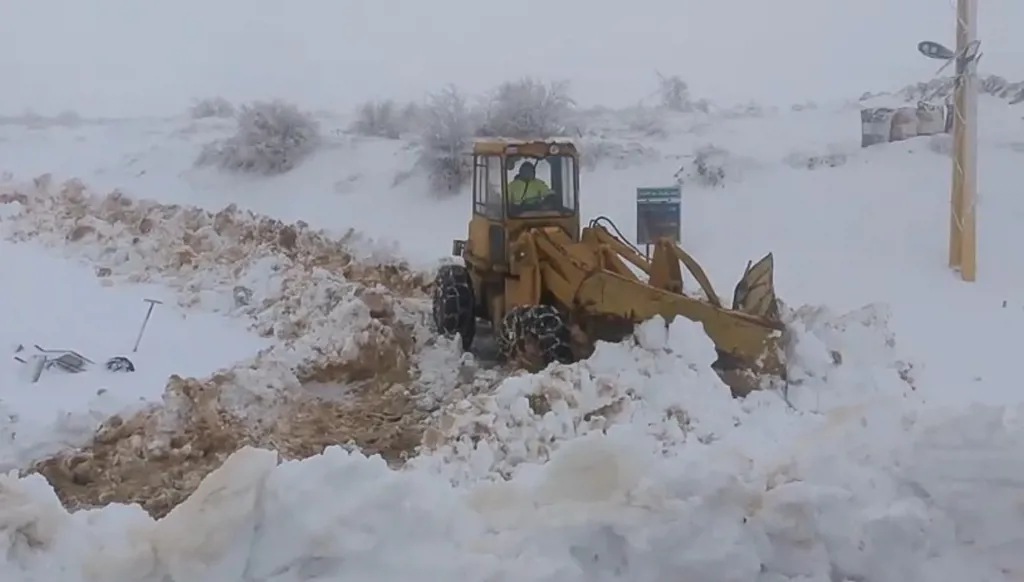 هذه هي الطرقات المقطوعة بسبب تراكم الثلوج