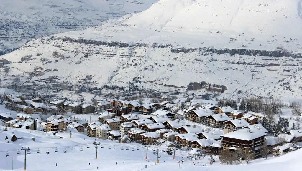 بعد أمطار غزيرة وثلوج… متى ينحسر المنخفض الجوي البارد الذي يضرب لبنان؟