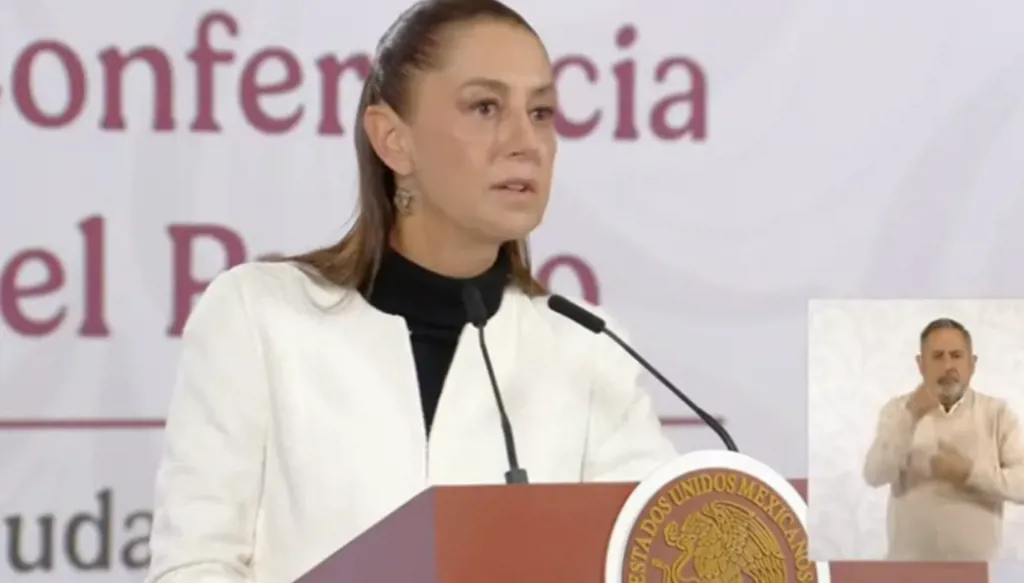 بالصور والفيديو – أثناء بث مباشر… هذا ما فعلته رئيسة المكسيك لحظة وقوع الزلزال القوي