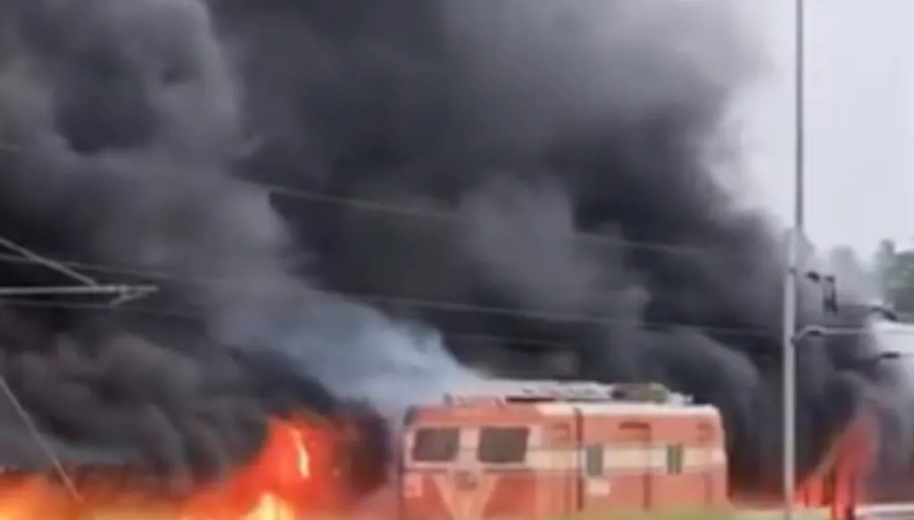 بالفيديو... حريق يلتهم 200 دراجة نارية في الهند