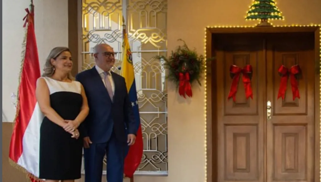 السفيرة اللبنانية في فنزويلا تتابع أوضاع الجالية