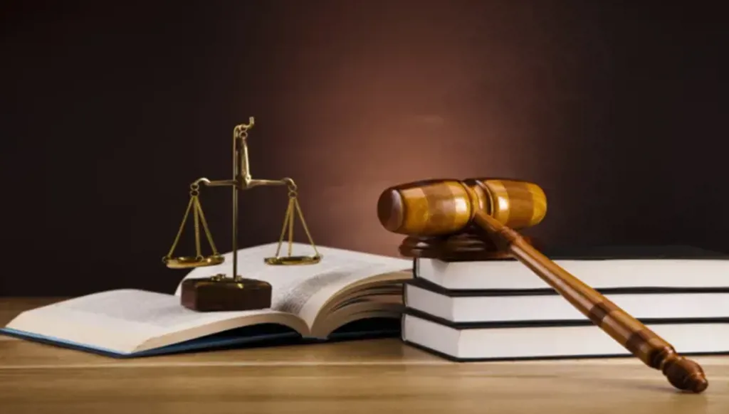 5 عند الخامسة: "أبو عمر" ولبنانيو فنزويلا و"الشيخ مقصود"... ماذا يحصل في طهران؟