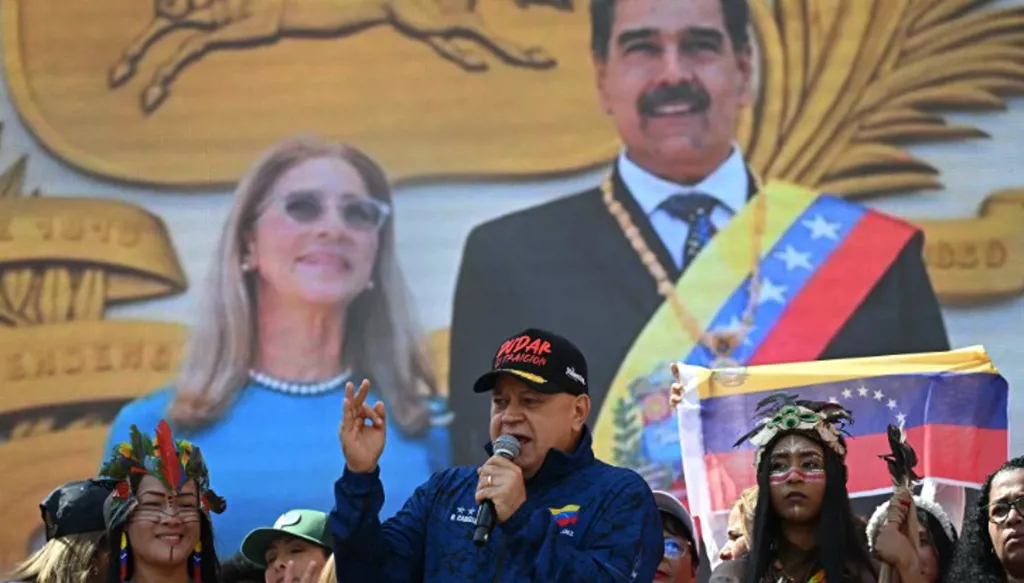 الداخلية الفنزويلية: مادورو وزوجته أصيبا بجروح أثناء القبض عليهما
