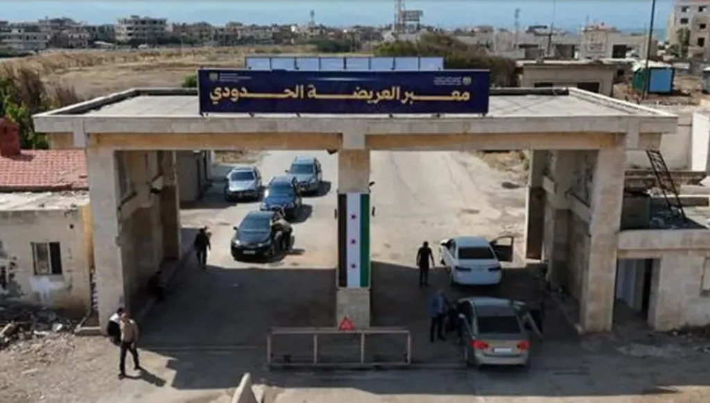 ترميم موقت لجسر العريضة تمهيداً لإعادة فتح المعبر الحدودي شمالي لبنان