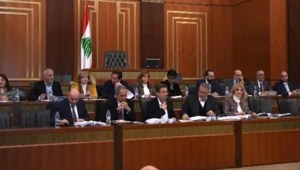 لجنة المال تقرّ موازنة الطاقة وتطالب بتقارير وخطة لتحسين الكهرباء