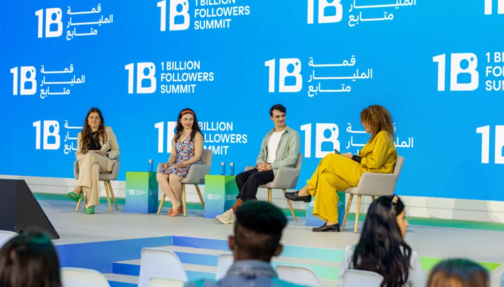 خبراء في قمة "المليار متابع": مستقبل الصحافة يُبنى بالقرب من الجمهور ومنصاته الرقمية