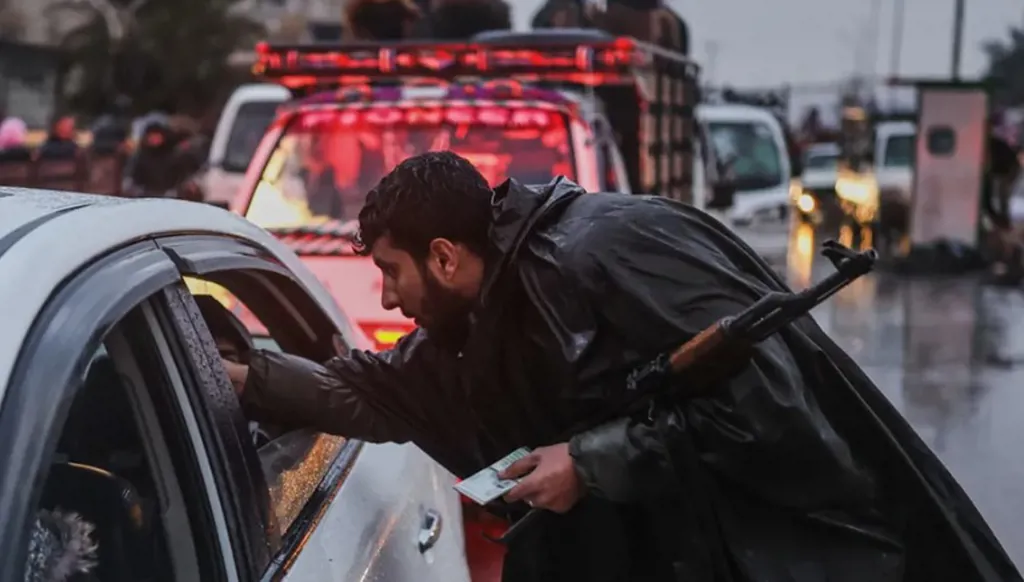 Security forces arrest suspects in Homs mosque bombing