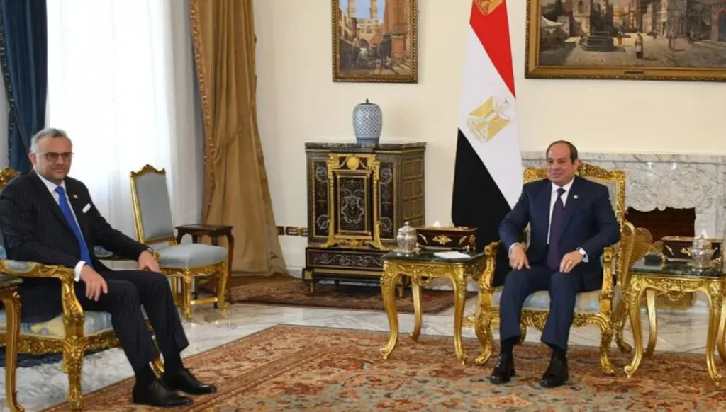 السيسي وبولس يبحثان العلاقات الثنائية... "للتنسيق في مختلف الملفات الإقليمية"