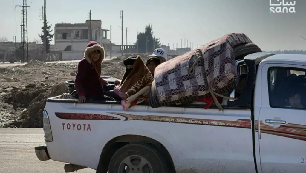 L'armée syrienne exhorte les membres des FDS à faire défection alors que les civils fuient par des voies dangereuses