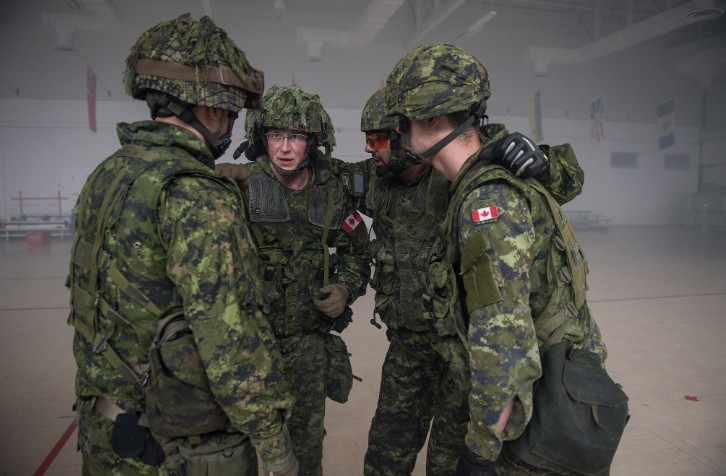 الجيش الكندي (إكس)