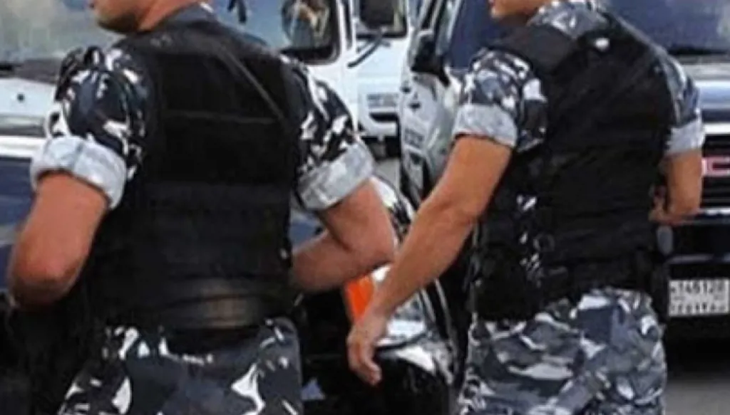 مداهمة ومقتل مطلوب… تفاصيل ما جرى عند مدخل مخيم برج البراجنة