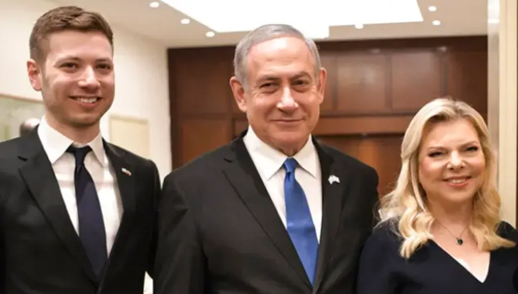 رئيس أمن نتنياهو السابق: يائير يضرب والده والأخير يرفض دفع فواتير المطاعم