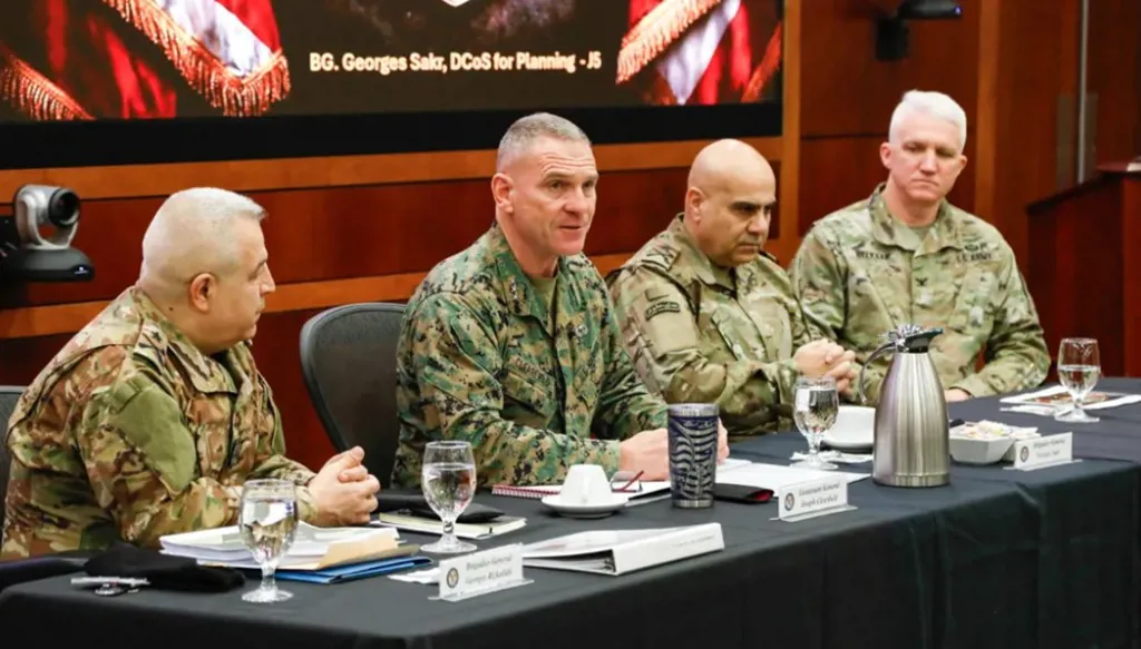 هيكل في السعودية مستكملاً حشد الدعم للجيش