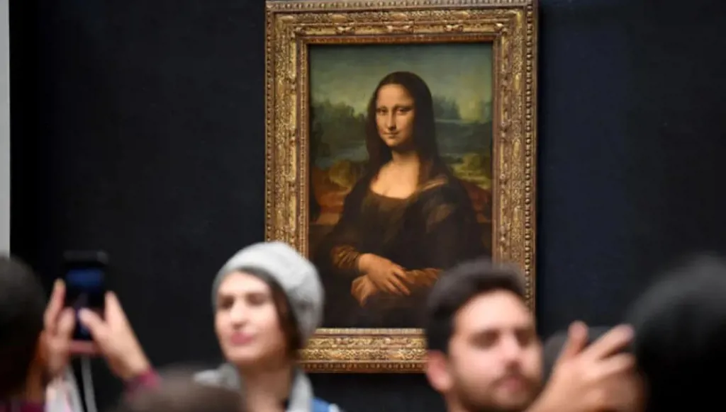 الموناليزا تنجو من تسرّب مائي ألحق أضراراً بجناح في متحف اللوفر
